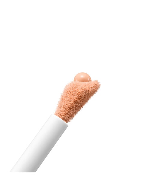 Lancome Teint Idole Ultra Wear Care and Glow Concealer product photo View 04 L