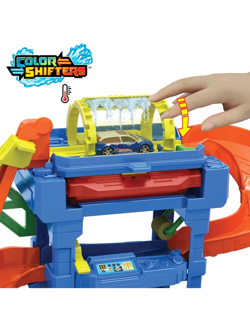 Hot Wheels Tunnel Twist Car Wash product photo View 04 L