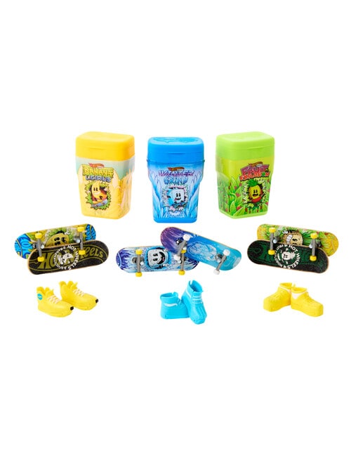 Hot Wheels Skate Gumball Box, Assorted product photo View 13 L