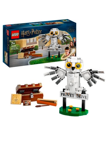 LEGO Harry Potter Hedwig at 4 Privet Drive, 76425 product photo
