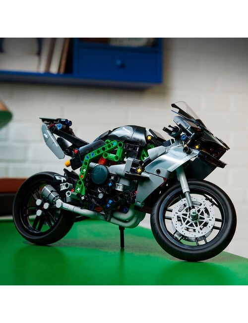 LEGO Technic Kawasaki Ninja H2R Motorcycle, 42170 product photo View 06 L