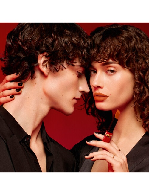 Yves Saint Laurent Rouge Pur Couture The Slim Matte product photo View 09 L