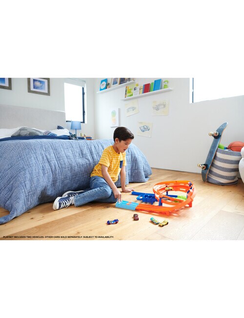 Hot Wheels Whip Around Raceway Playset product photo View 07 L