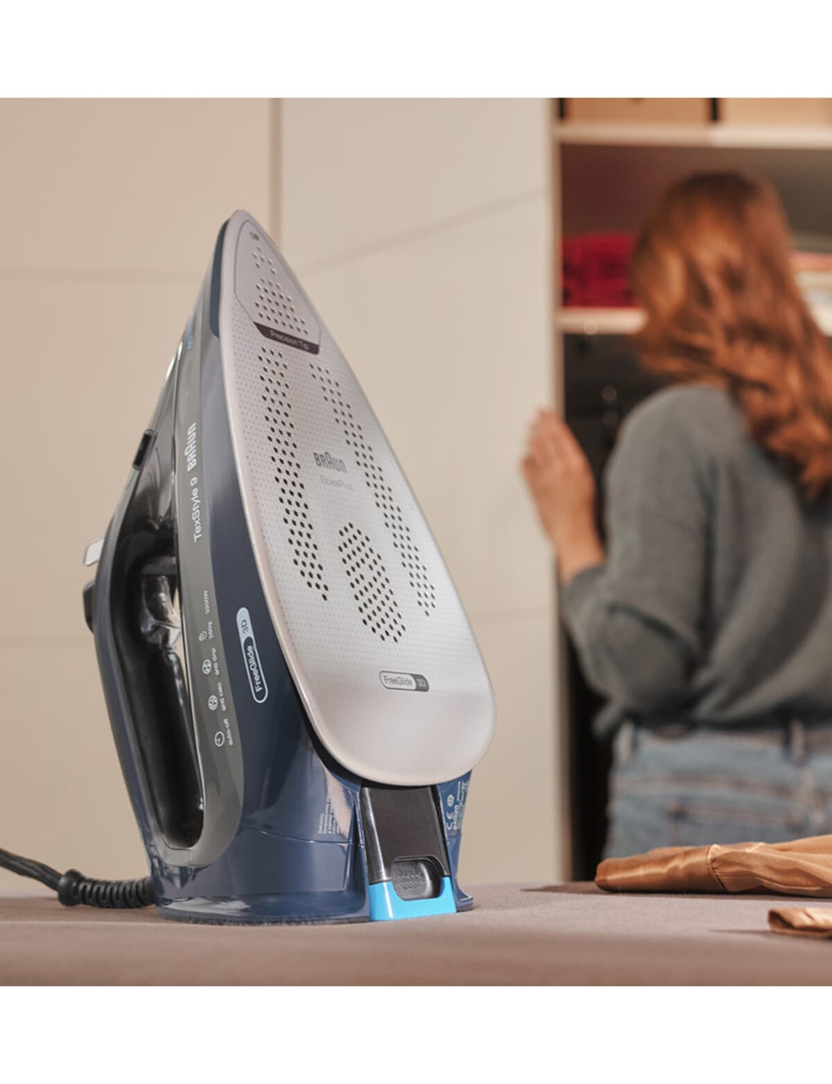 Braun TexStyle 9 Steam Iron Irons