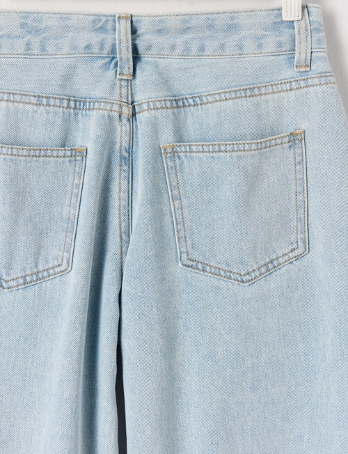 Switch Gia Baggy Jean, Light Blue product photo View 02 L