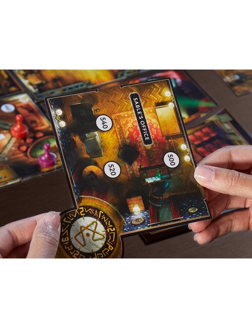 Hasbro Gaming Cluedo Escape - The Illusionists Club product photo View 07 L