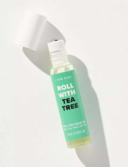 I DEW CARE Roll With Tea Roll-On Face Oil product photo View 02 L