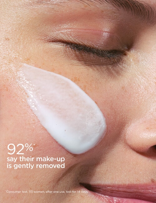 Clarins Velvet Cleansing Milk, 200ml product photo View 02 L