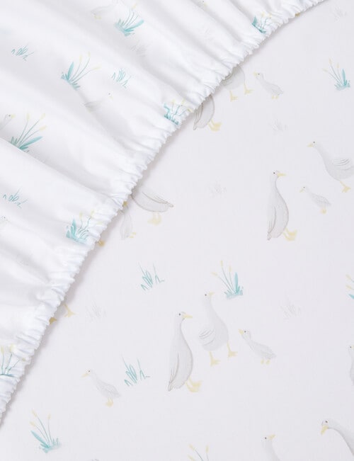 Teeny Weeny Geese Bedside Sleeper Fitted Sheets, 2-Pack product photo View 02 L