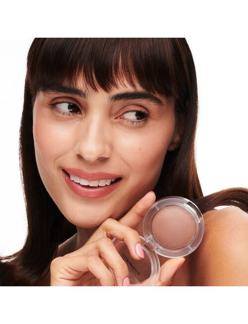 MAC Glow Play Cushiony Blush product photo View 04 L