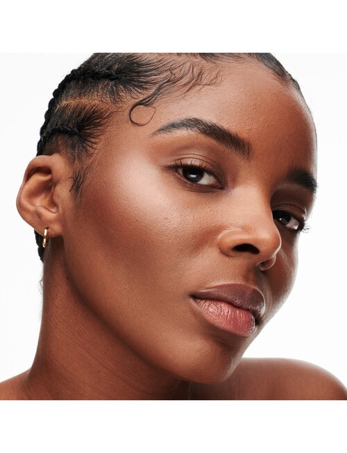 MAC Glow Play Cushiony Blush product photo View 06 L