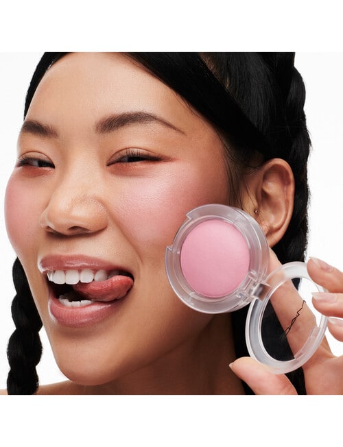 MAC Glow Play Cushiony Blush product photo View 05 L