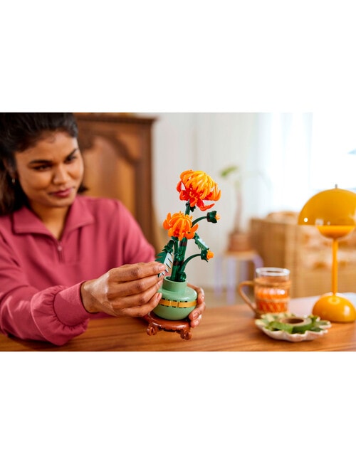 LEGO Botanicals Chrysanthemum, 10368 product photo View 07 L