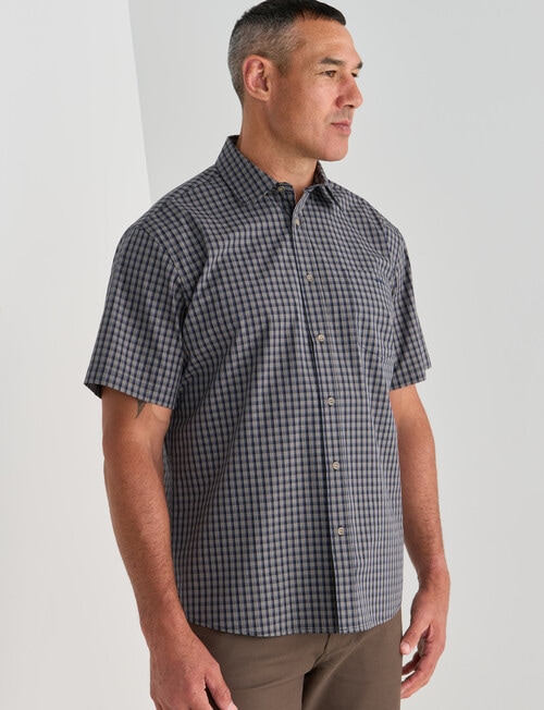 Logan Lazlo Short Sleeve Shirt, Charcoal product photo