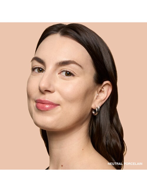 Bobbi Brown Weightless Skin Foundation SPF 15 product photo View 03 L