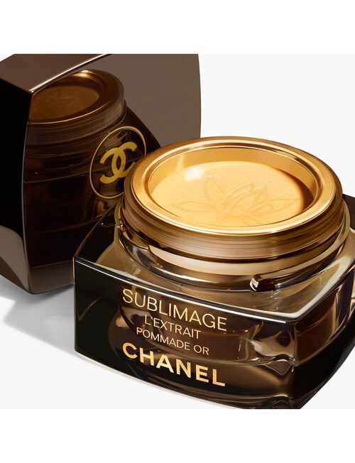 CHANEL SUBLIMAGE L'EXTRAIT POMMADE OR Golden Radiance Balm product photo View 02 L