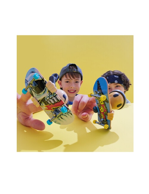 Tech Deck Sk8 Crew Twin Shred Pack, Assorted product photo View 08 L