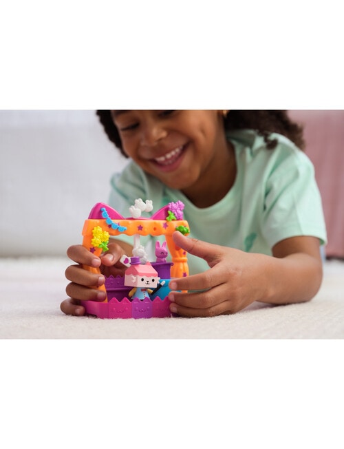 Gabby's Dollhouse Cakey's Fruit Smoothie Party Balcony Set product photo View 10 L