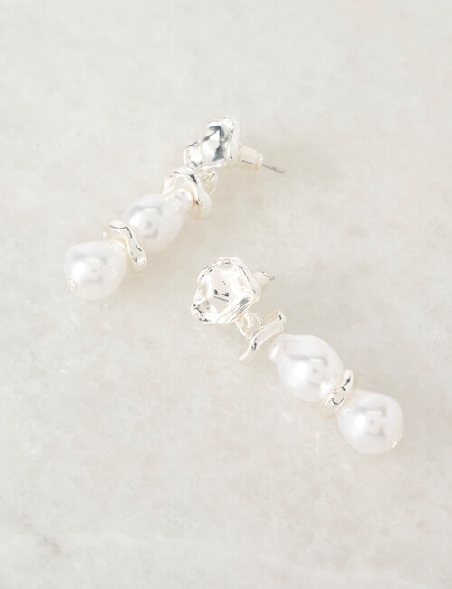 Whistle Accessories Molten Pearl Dangle Earrings, Silver Tone product photo View 02 L
