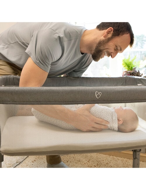 Swaddle Me Monogram Swaddle, Born Free, 2-Pack, 0-3m product photo View 07 L