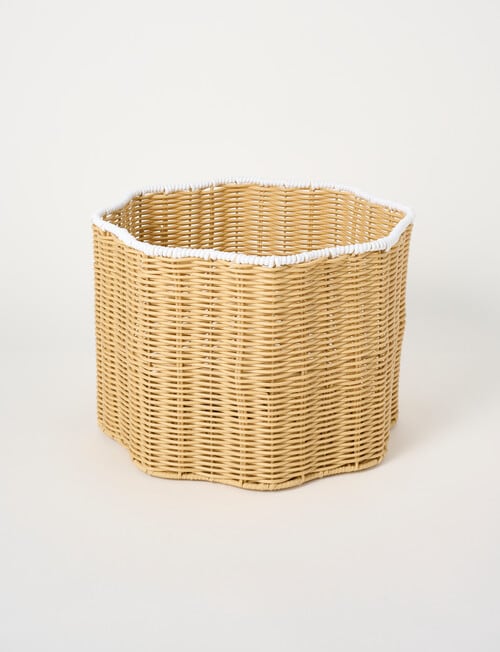 M&Co Siempre Basket, Medium product photo