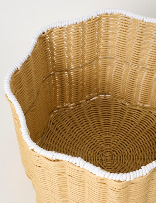 M&Co Siempre Basket, Medium product photo View 02 L