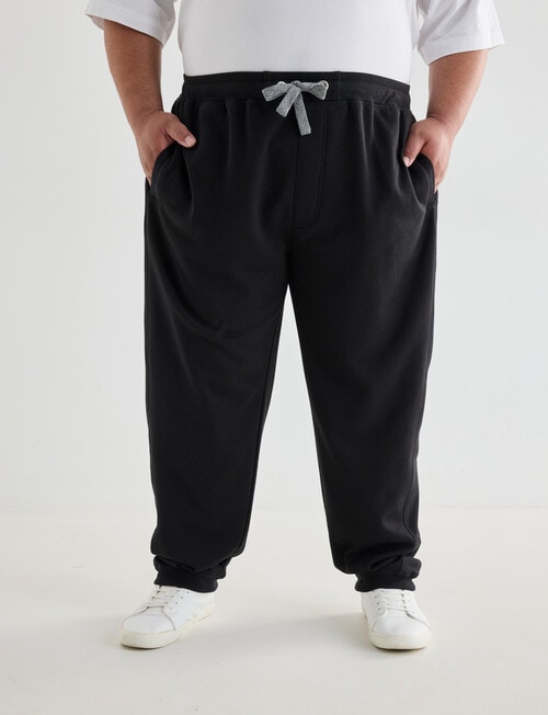 Chisel King Size Lax Fleece Trackpant, Black product photo