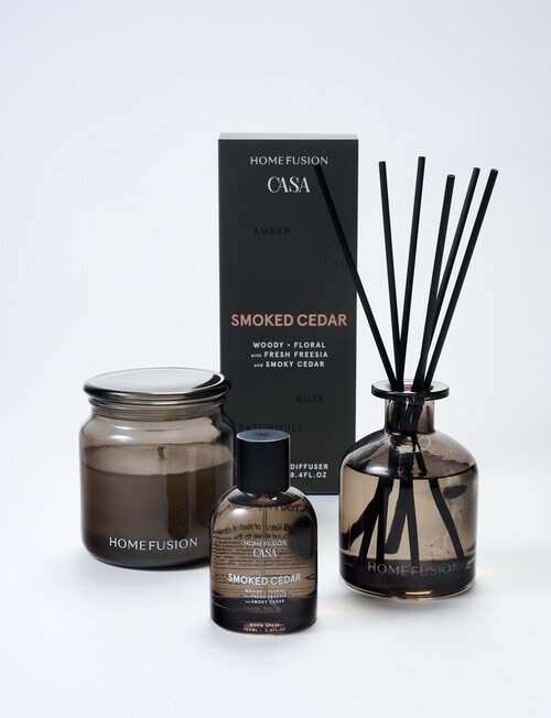 Home Fusion Casa Smoked Cedar Candle, 300g product photo View 04 L