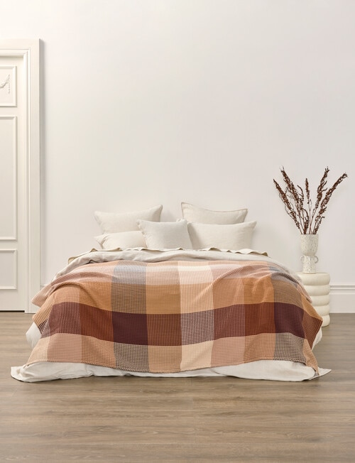 Domani Unico Throw product photo