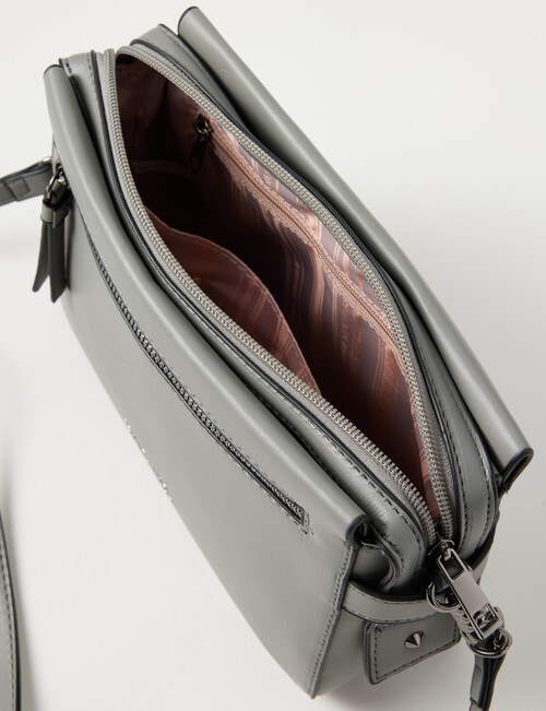 Pronta Moda Chain Strap Camera Bag, Cool Grey product photo View 05 L