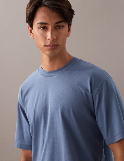 Calvin Klein Relaxed Woven Label Tee, Blue Coast product photo View 02 L