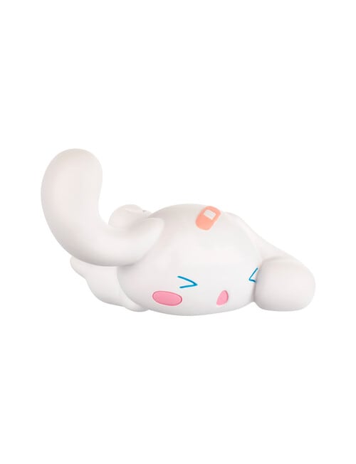 TWINCHEES Sanrio Falling Figs, Assorted product photo View 02 L