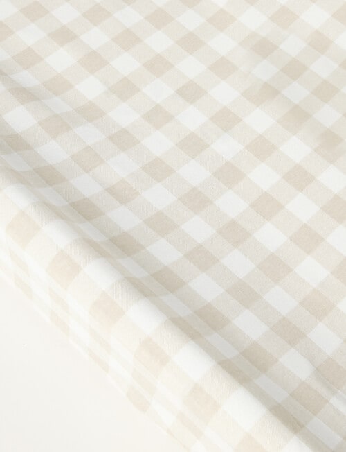 Little Bundle Change Pad Cover, Sandy Gingham product photo View 02 L
