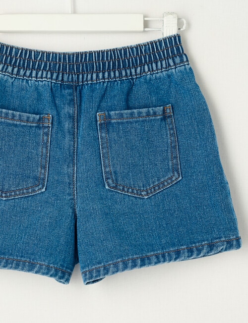Mac & Ellie Loose Fit Denim Short, Mid Blue product photo View 02 L