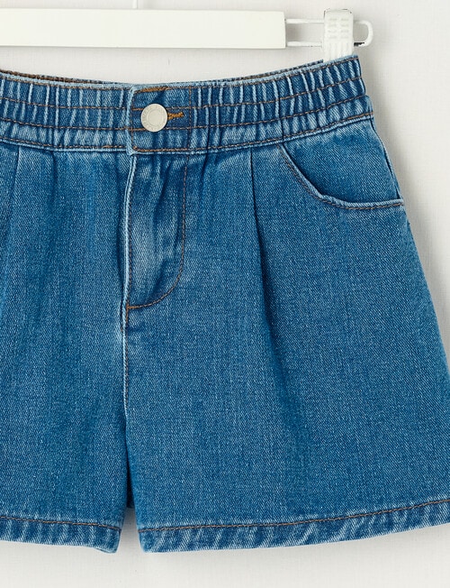 Mac & Ellie Loose Fit Denim Short, Mid Blue product photo View 03 L