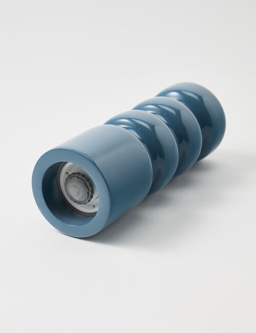 Salt&Pepper Grind Salt & Pepper Grinder, Petrol, 17.5cm product photo View 03 L