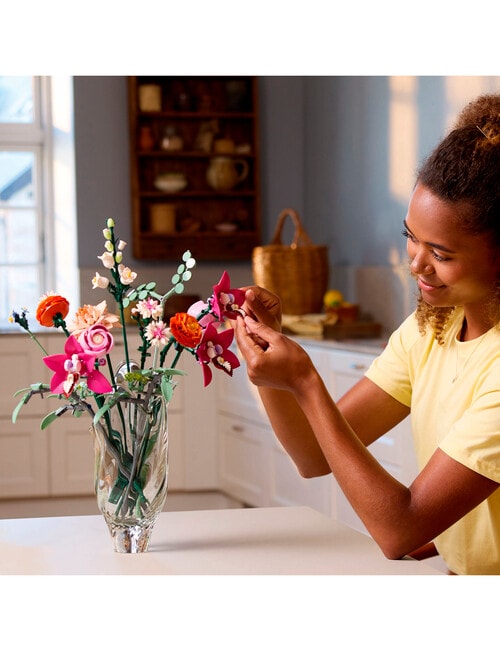 LEGO Botanicals Pretty Pink Flower Bouquet, 10342 product photo View 11 L