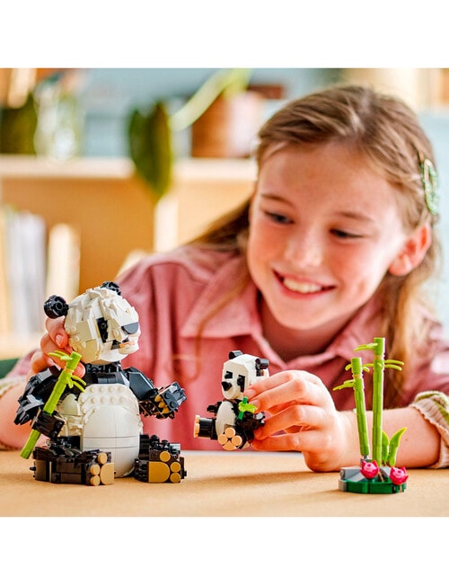 LEGO Creator 3-in-1 Wild Animals: Panda Family, 31165 product photo View 08 L