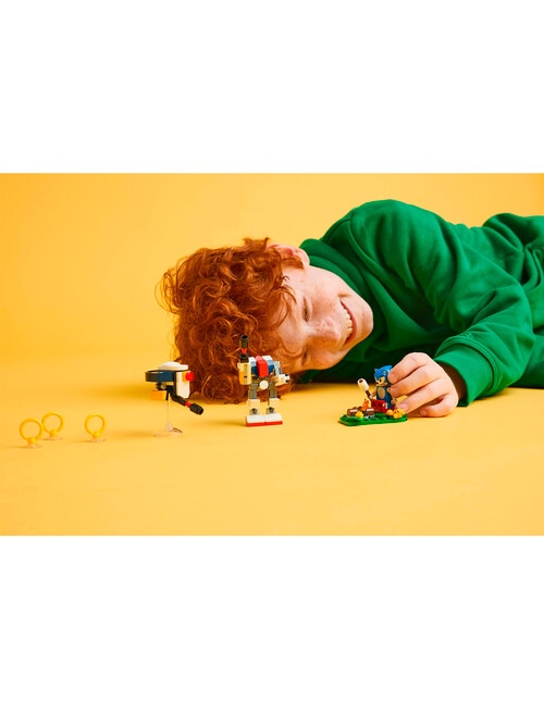 LEGO Sonic Sonic's Campfire Clash, 77001 product photo View 04 L