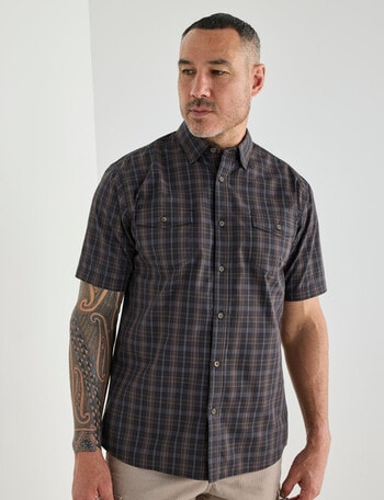 Kauri Trail Cooper Neil Short Sleeve Shirt, Charcoal product photo