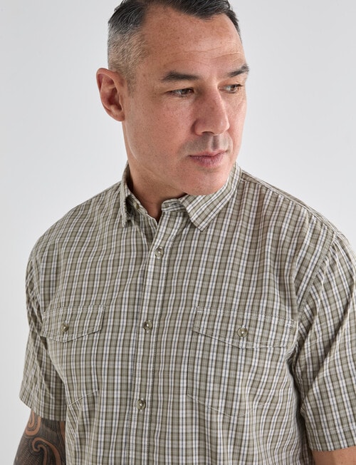 Kauri Trail Cooper Short Sleeve Shirt, Khaki product photo View 04 L