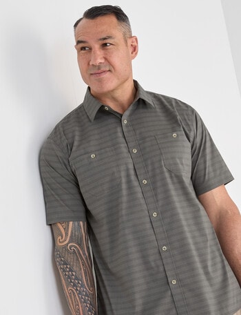 Kauri Trail Base Stretch Short Sleeve Shirt, Khaki product photo