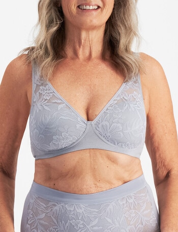 Playtex Ultralight Lace Wirefree Bra, Illusion Silver, S-XXL product photo