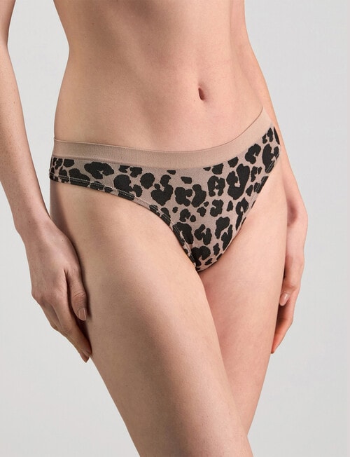 Bendon Seamless Thong Brief, Leopard Lover product photo View 02 L