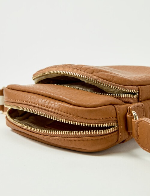 Boston + Bailey Double Pocket Crossbody Bag, Tan & White product photo View 04 L