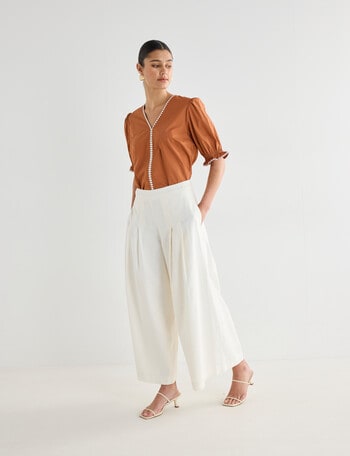 State of play Bertie Pleat Front Ankle Pant, Cream product photo