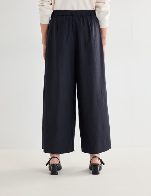 State of play Bertie Pleat Front Ankle Pant, Black product photo View 02 L