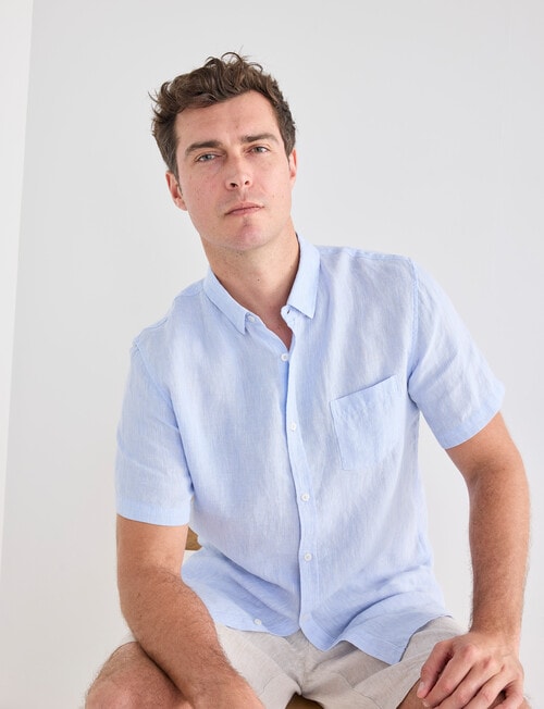 Gasoline Linen Short Sleeve Shirt, Light Blue product photo View 06 L