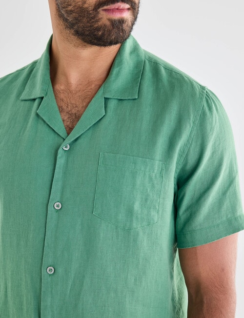 Gasoline Linen Short Sleeve Shirt, Green product photo View 04 L
