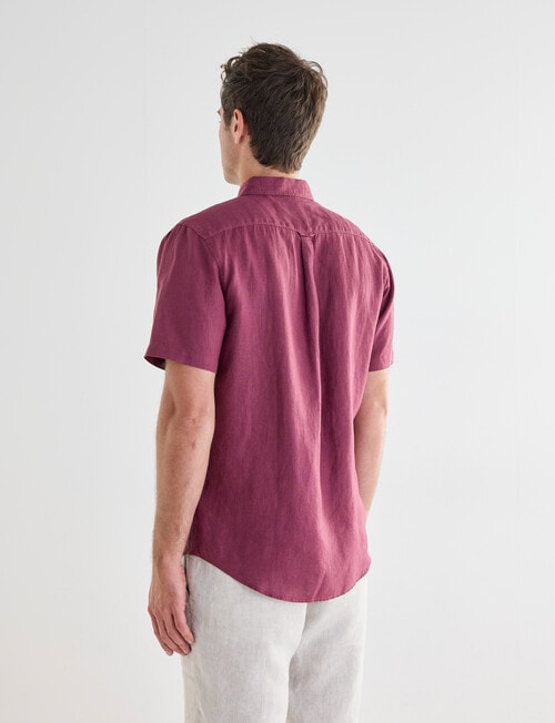 Gasoline Linen Short Sleeve Shirt, Cherry product photo View 02 L